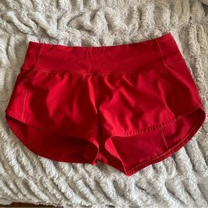 Size 4 lululemon speed up 2.5 shorts
